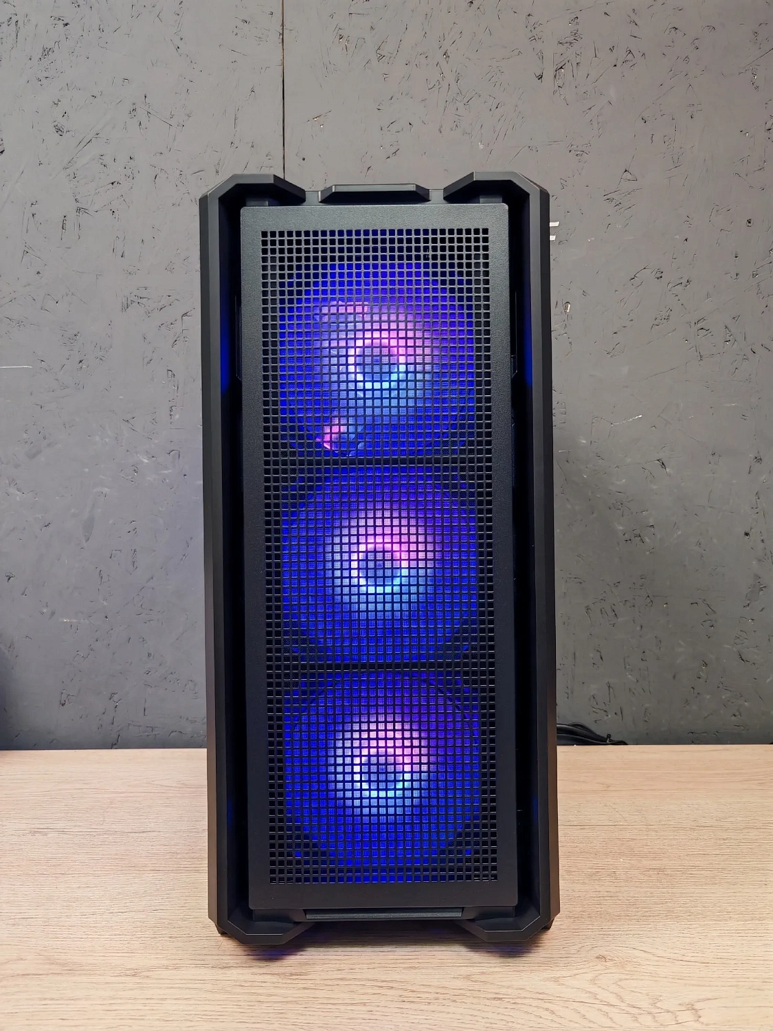 Игровой компьютер 989755 (Ryzen 7 9800X3D 4,7 ГГц/AMD B850/32 ГБ DDR5 6 ГГц/1024 ГБ SSD/RTX 5090 32 ГБ/Wi-Fi/1200W/MSI MAG FORGE 320R AirFlow TG ARGB)