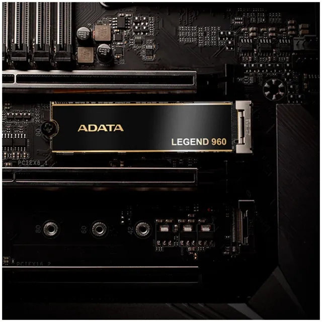 Твердотельный накопитель ADATA 4000 Gb LEGEND 960 ALEG-960-4TCS купить! 