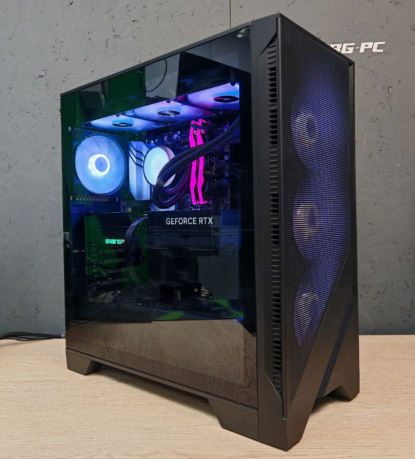 Игровой компьютер 990037 (Core i9-12900KF 3.2 ГГц/Intel Z790/32 ГБ DDR5 6 ГГц/1024 ГБ SSD/RTX 5070 12 ГБ/Wi-Fi/850W/Geometric Future Model 5 ARGB Black Gray)