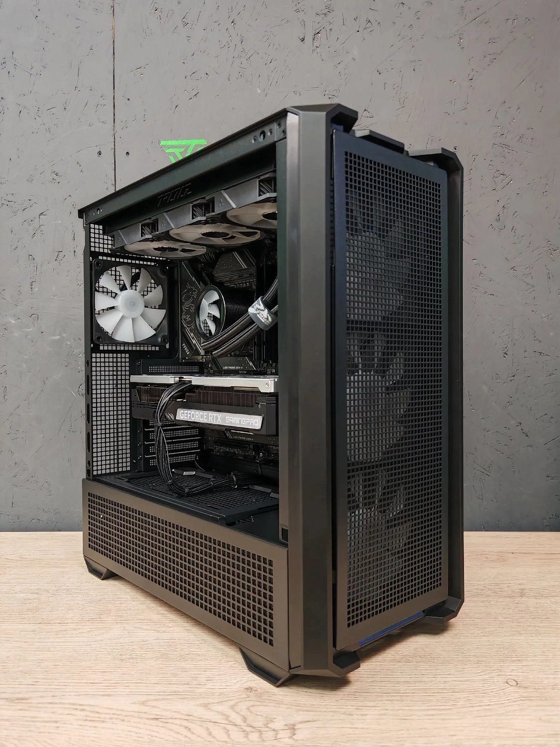 Игровой компьютер 989756 (Ryzen 7 9800X3D 4,7 ГГц/AMD B850/32 ГБ DDR5 6 ГГц/2048 ГБ SSD/RTX 5090 32 ГБ/Wi-Fi/1200W/MSI MAG FORGE 320R AirFlow TG ARGB)