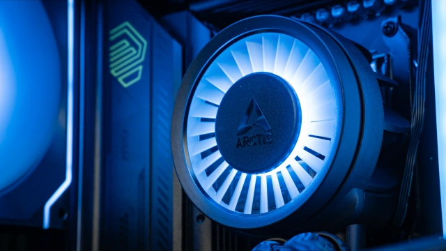 Игровой компьютер CUSTOM 9 [ RTX 5070 Ti 16 ГБ | Core Ultra 9 285K | 128 ГБ | 4 ТБ SSD ] - купить по выгодной цене!