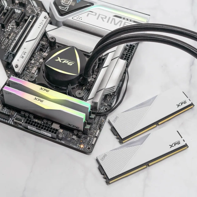 Оперативная память DDR5 32 ГБ 7200 МГц ADATA XPG LANCER RGB White (AX5U7200C3416G-DCLARWH) модулей 2 шт. купить! 