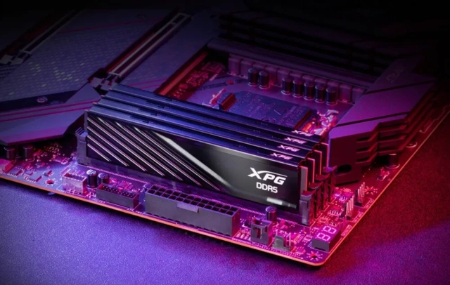 Оперативная память 32 Gb 5600 MHz ADATA XPG LANCER Blade Black (AX5U5600C4616G-DTLABBK) купить! 