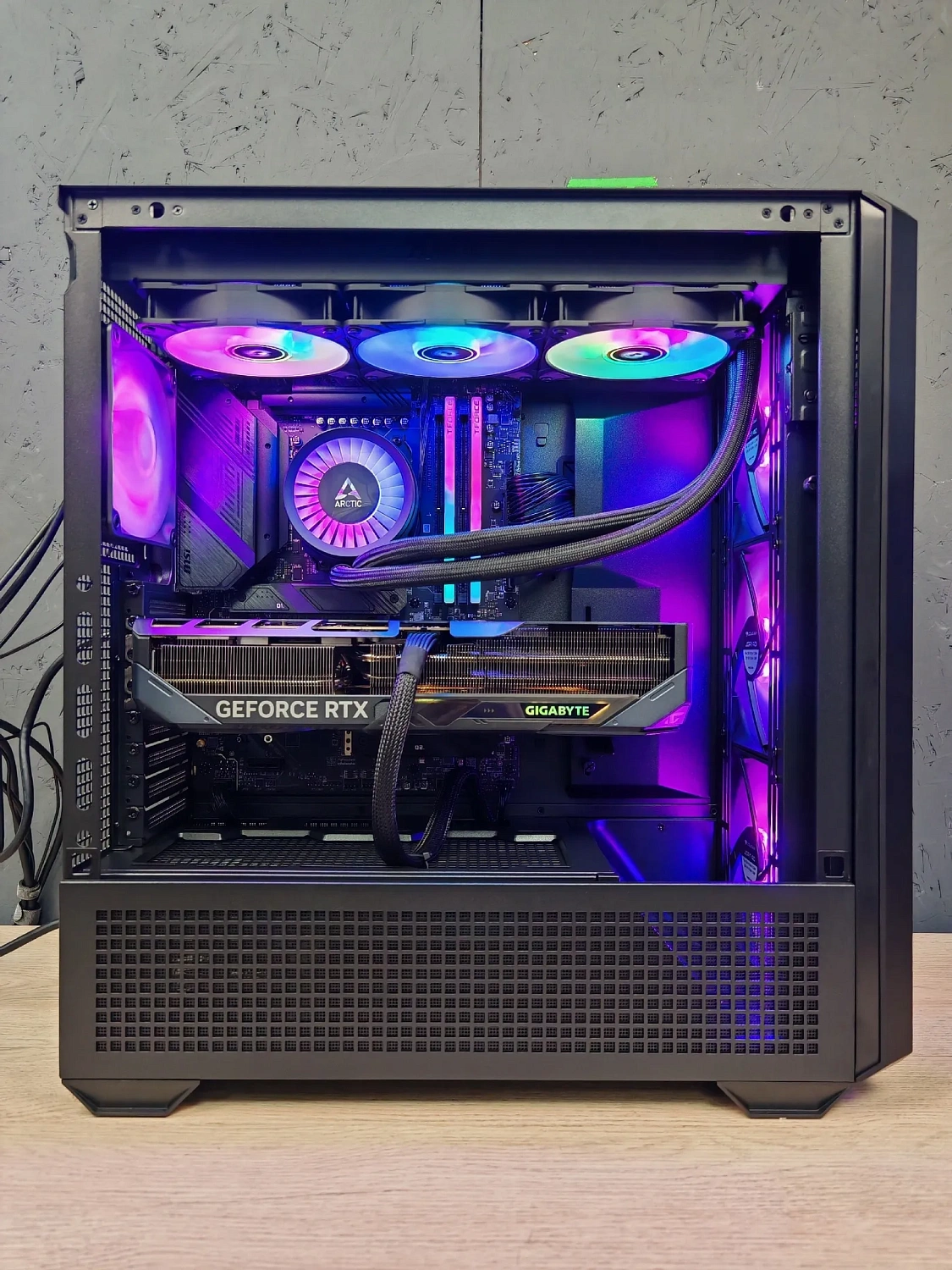 Игровой компьютер 989718 (Ryzen 7 9800X3D 4,7 ГГц/AMD B850/32 ГБ DDR5 6 ГГц/1024 ГБ SSD/RTX 5080 16 ГБ/Wi-Fi/1000W/MSI MAG FORGE 320R AirFlow TG ARGB)