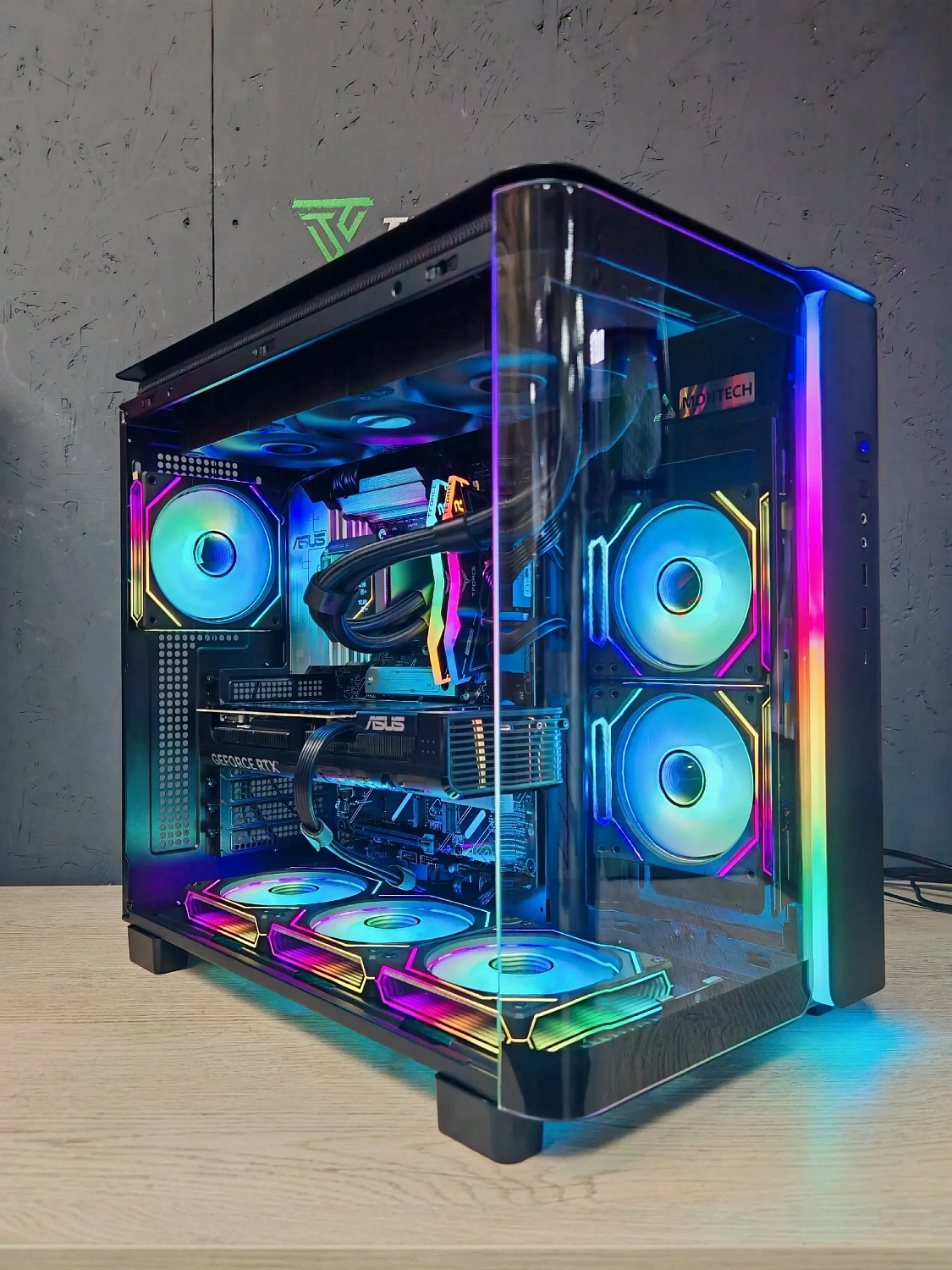 Игровой компьютер 992926 (Ryzen 7 9700X 3.8 ГГц/AMD X870/32 ГБ DDR5 6.0 ГГц/1024 ГБ SSD/RTX 5060 Ti 16 ГБ/Wi-Fi/850W/Cougar FV270 RGB Черный)
