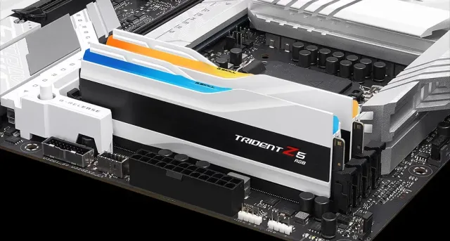 Оперативная память DDR5 64 Gb 6400 MHz G.Skill TRIDENT Z5 RGB White (F5-6400J3239G32GX2-TZ5RW) купить! 
