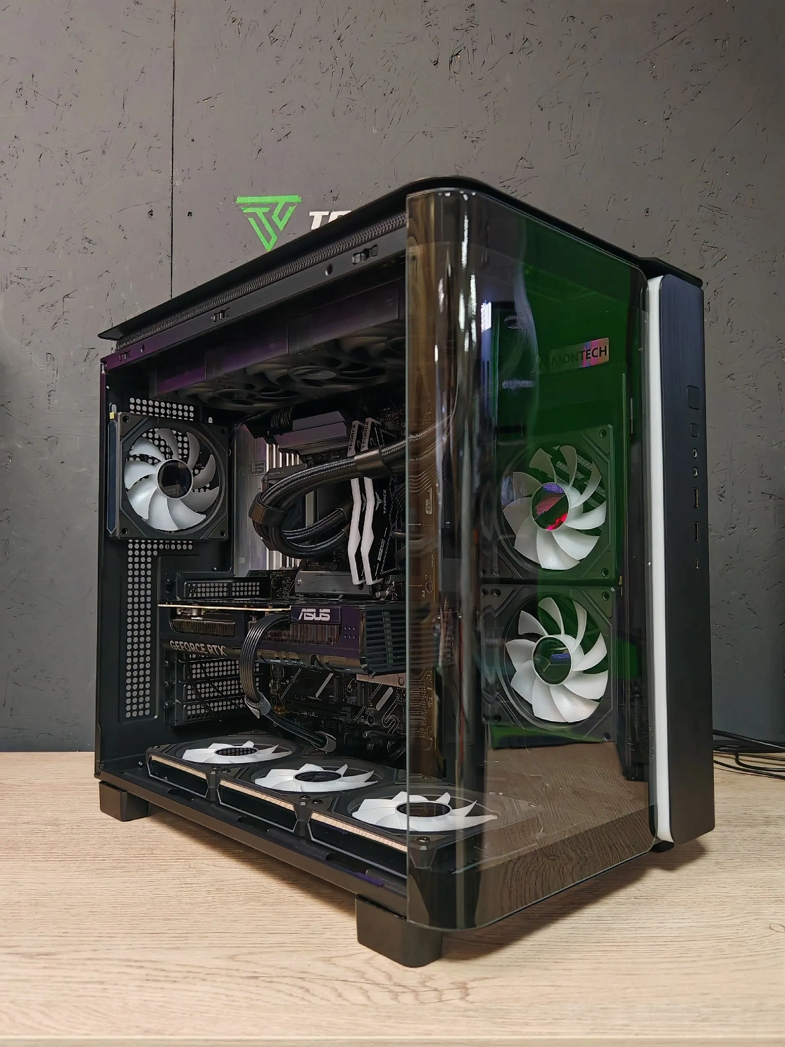 Игровой компьютер 992946 (Ryzen 7 9800X3D 4.7 ГГц/AMD X870/32 ГБ DDR5 6.0 ГГц/1024 ГБ SSD/RTX 5060 Ti 16 ГБ/Wi-Fi/850W/Cougar FV270 RGB Черный)