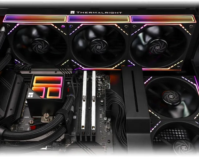Система водяного охлаждения Thermalright Frozen Infinity 360 ARGB Black (TRFI360AB) купить! 