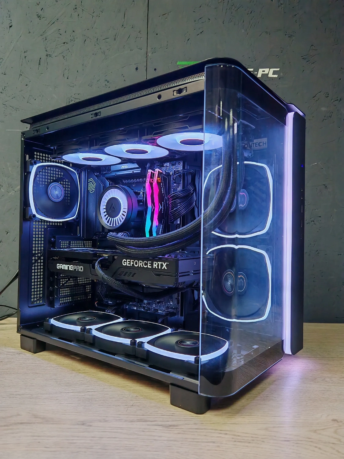 Игровой компьютер CUSTOM 9 ELITE [ RTX 5090 32 ГБ | Core Ultra 9 285K | 64 ГБ | 4 ТБ SSD ]
